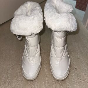 Pajar Women's White Winter Boots